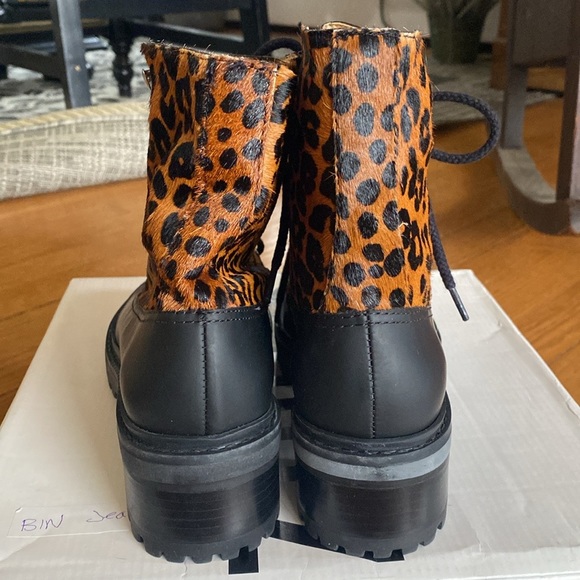 Leopard print Schutz boots NWT - Picture 3 of 6